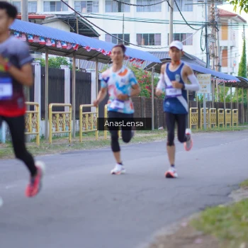 Runner Photo 3453404