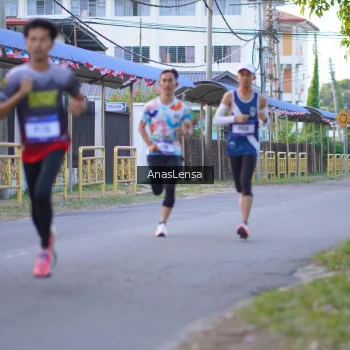 Runner Photo 3453407