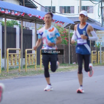 Runner Photo 3453408