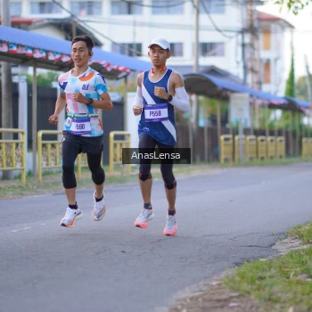 Runner Photo 3453409