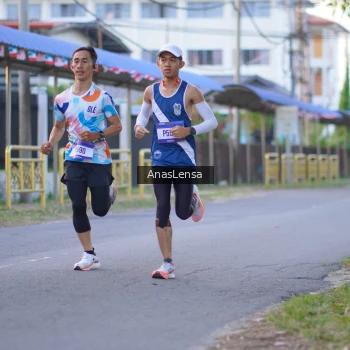Runner Photo 3453412
