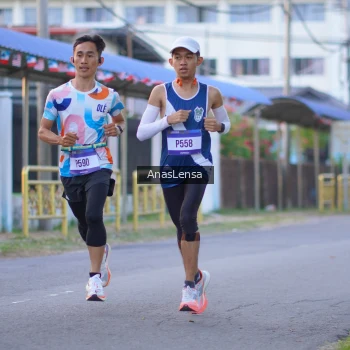 Runner Photo 3453413