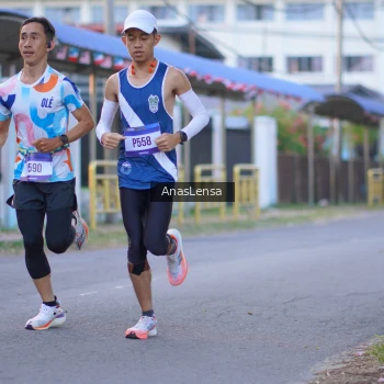 Runner Photo 3453417