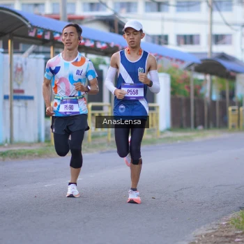 Runner Photo 3453418