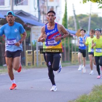 Runner Photo 3453439