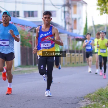 Runner Photo 3453444