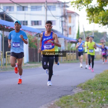 Runner Photo 3453448