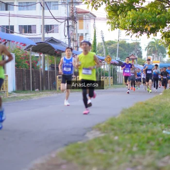 Runner Photo 3453457