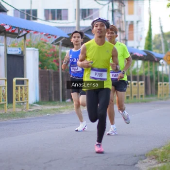 Runner Photo 3453469