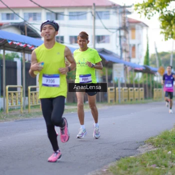Runner Photo 3453473