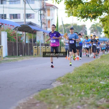 Runner Photo 3453476