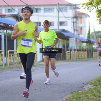Runner Photo 3453479