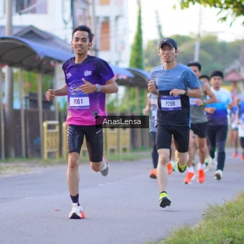 Runner Photo 3453486