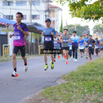 Runner Photo 3453488