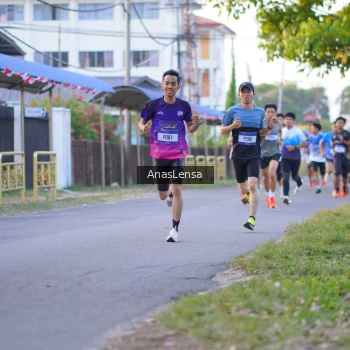 Runner Photo 3453489