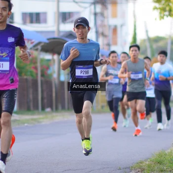 Runner Photo 3453493
