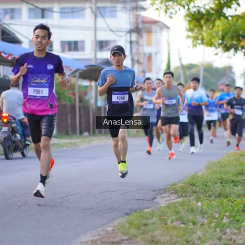 Runner Photo 3453495