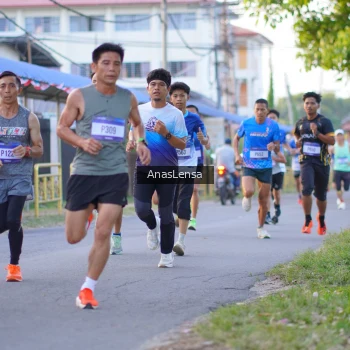 Runner Photo 3453509