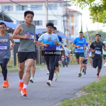 Runner Photo 3453510