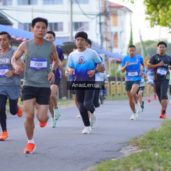 Runner Photo 3453512