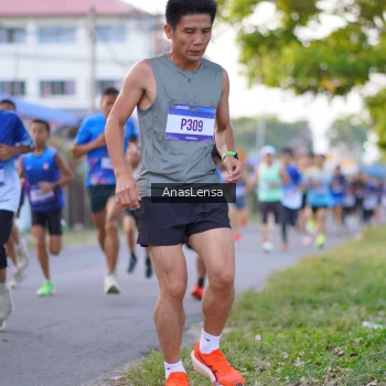Runner Photo 3453521