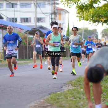 Runner Photo 3453539