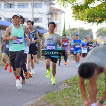 Runner Photo 3453543