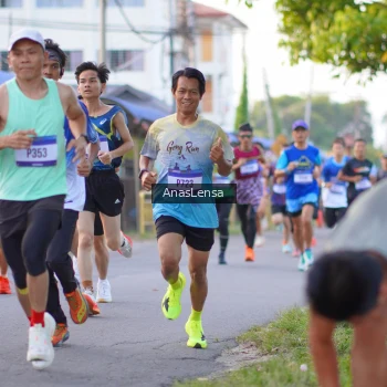 Runner Photo 3453545