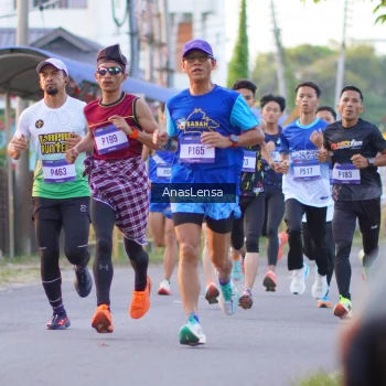 Runner Photo 3453559