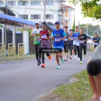 Runner Photo 3453564