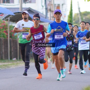 Runner Photo 3453566