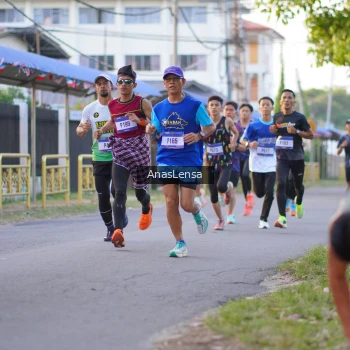 Runner Photo 3453574