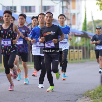 Runner Photo 3453586