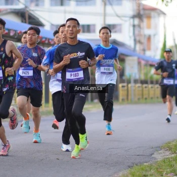 Runner Photo 3453588