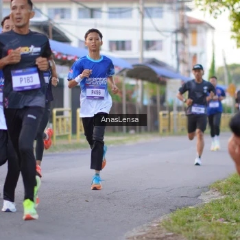 Runner Photo 3453589