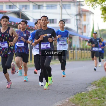 Runner Photo 3453590