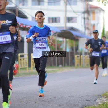 Runner Photo 3453591