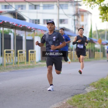 Runner Photo 3453604