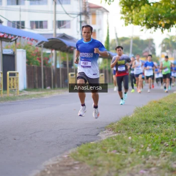 Runner Photo 3453622
