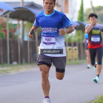 Runner Photo 3453625