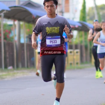 Runner Photo 3453638