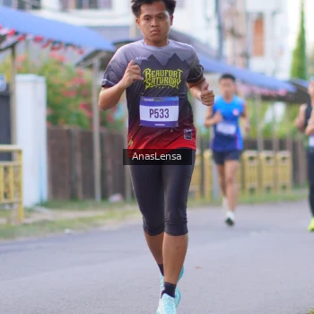 Runner Photo 3453644