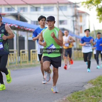 Runner Photo 3453673