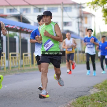 Runner Photo 3453674