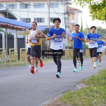 Runner Photo 3453679