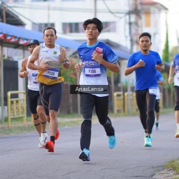 Runner Photo 3453686
