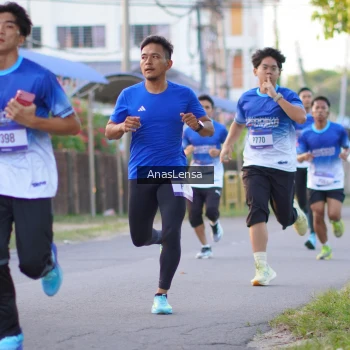 Runner Photo 3453689