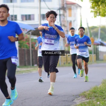 Runner Photo 3453697