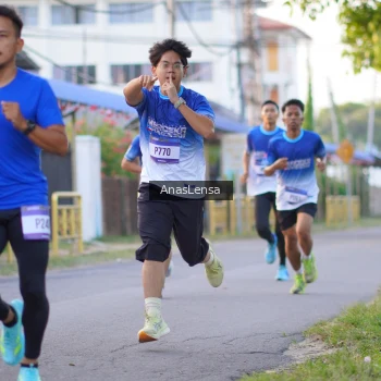 Runner Photo 3453701