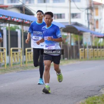 Runner Photo 3453723